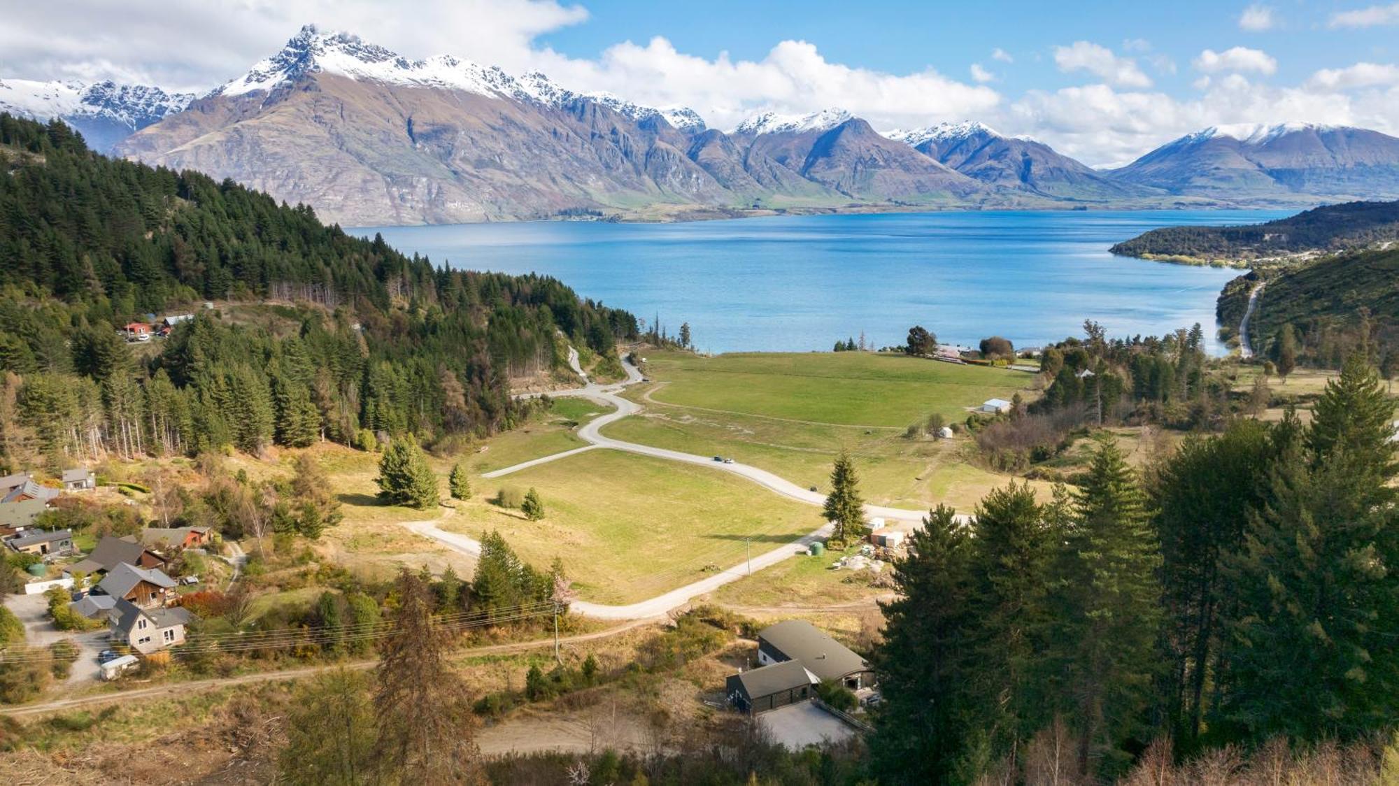 Closeburn LakeView House Queenstown Bagian luar foto
