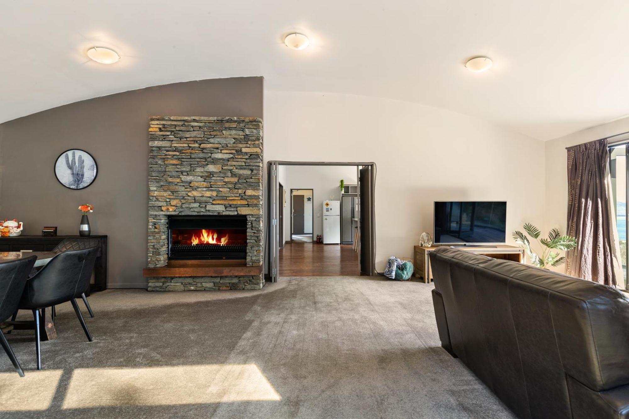 Closeburn LakeView House Queenstown Bagian luar foto